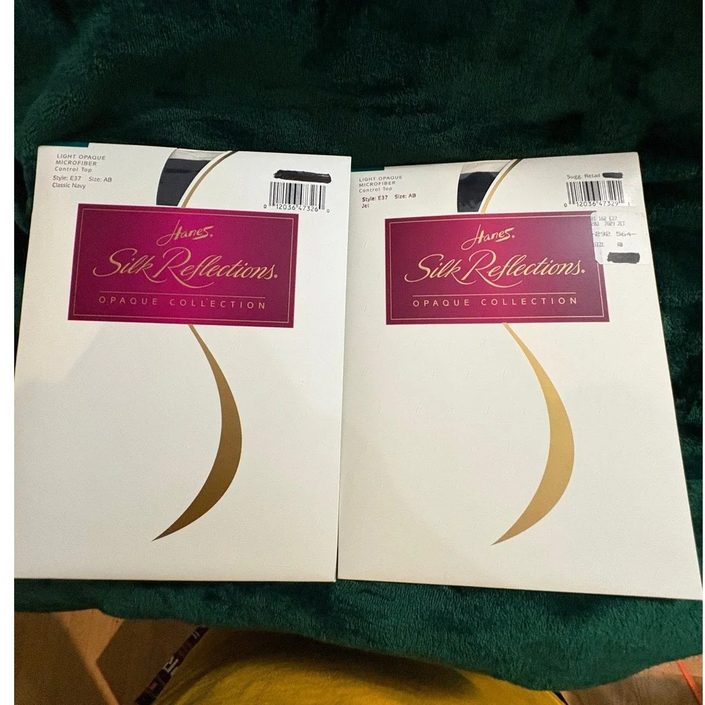 Hanes Silk Reflections Opaque Microfiber Control Top Tights 2pk Navy Jet Size AB